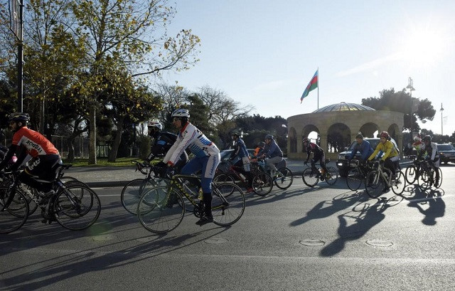 В Баку состоялся велопробег под девизом «Наша сила – в солидарности» 